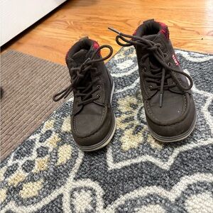 Levi’s Brown Kids Shoes with Red plaid Accents Size 12 School , Pictures Fall
